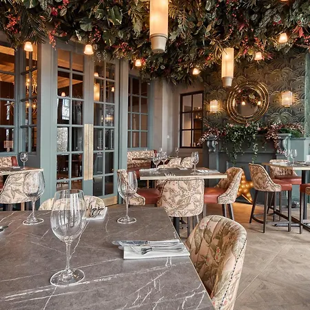 The Yorkshire Hotel 4*