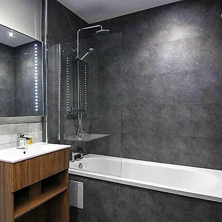 The Yorkshire 4*